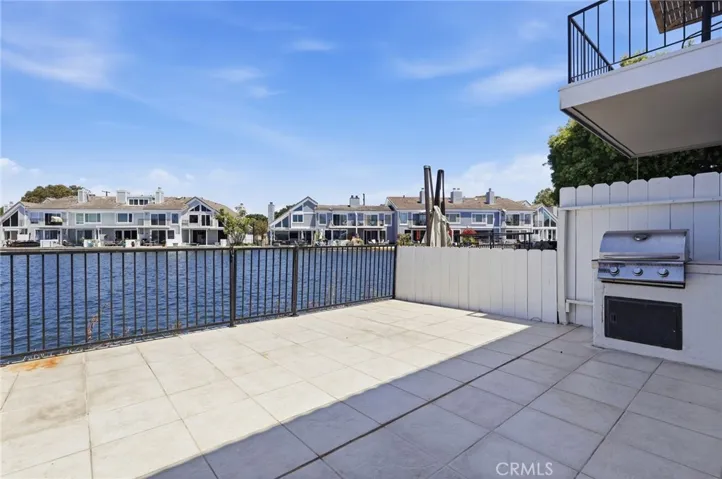 16101 Saint Croix Circle, Huntington Beach, California 92649