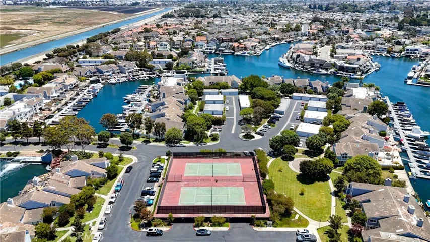 16101 Saint Croix Circle, Huntington Beach, California 92649