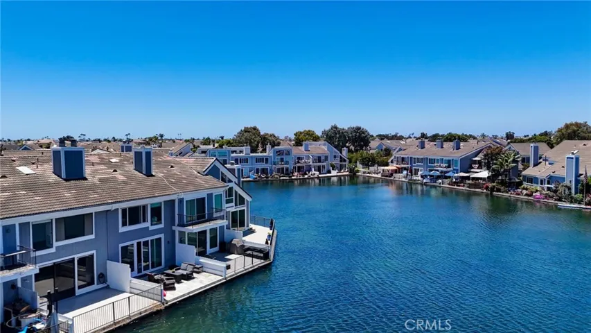 16101 Saint Croix Circle, Huntington Beach, California 92649