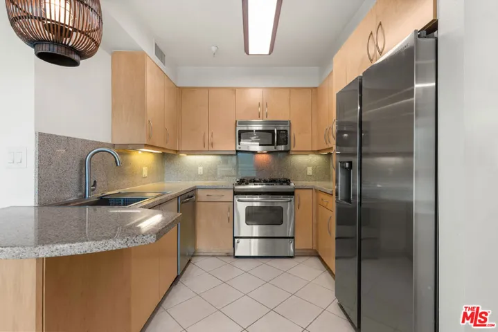 267 S San Pedro Street 213, Los Angeles, California 90012