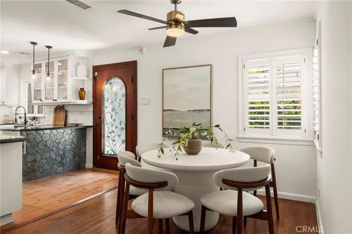 Breakfast Easting with view towards kitchen and side door