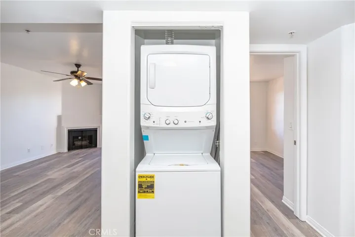 11410 Brookshire 319, Downey, California 90241
