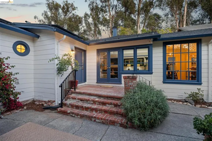 3635 Majestic Ave, Oakland, California 94605