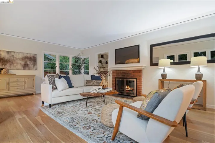3635 Majestic Ave, Oakland, California 94605