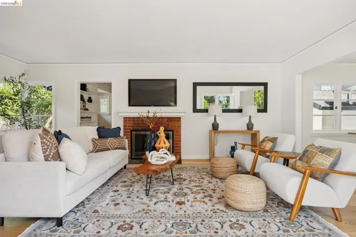 3635 Majestic Ave, Oakland, California 94605