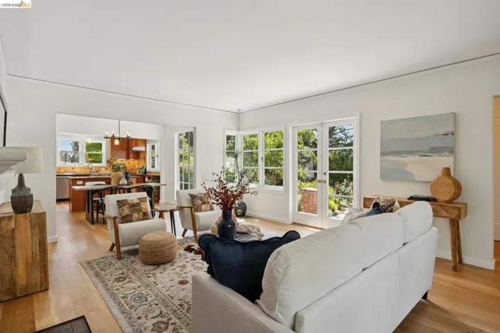 3635 Majestic Ave, Oakland, California 94605