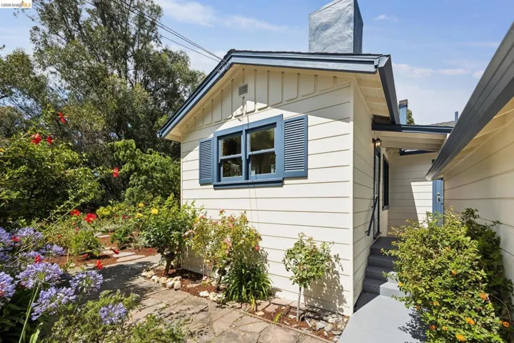 3635 Majestic Ave, Oakland, California 94605