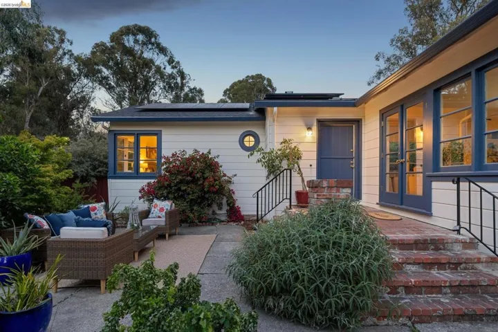 3635 Majestic Ave, Oakland, California 94605