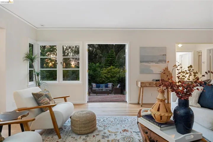 3635 Majestic Ave, Oakland, California 94605