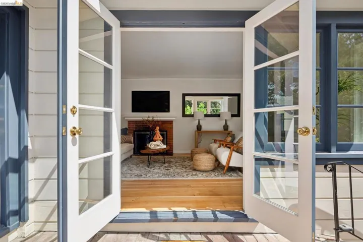 3635 Majestic Ave, Oakland, California 94605