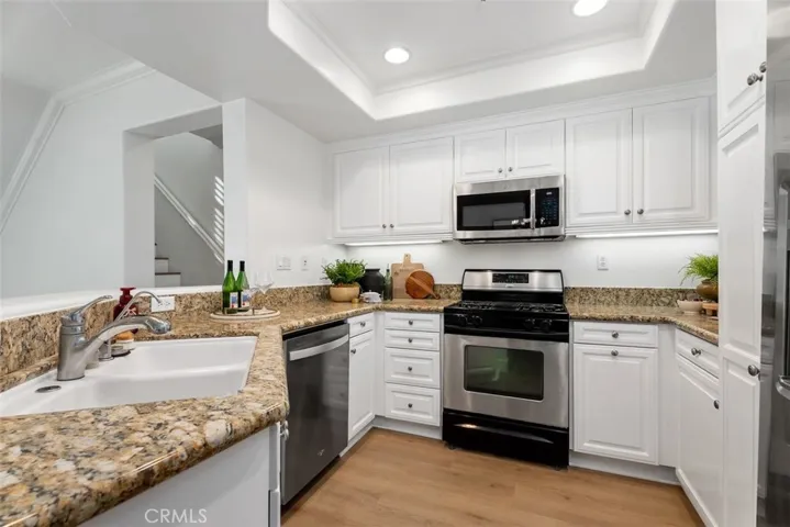 171 Stepping Stone, Irvine, California 92603