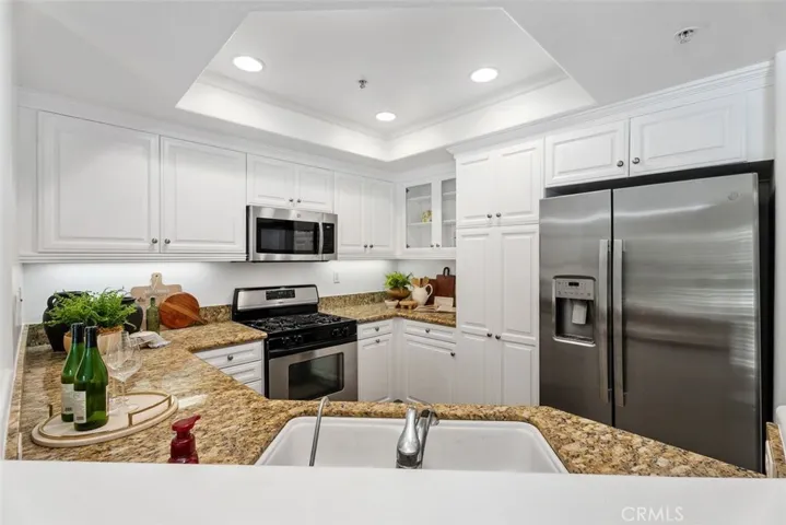 171 Stepping Stone, Irvine, California 92603