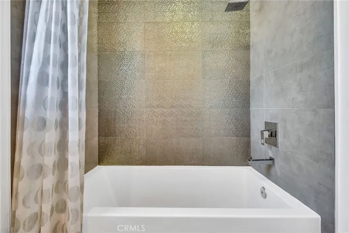 1715 Armacost Avenue 2, Los Angeles, California 90025