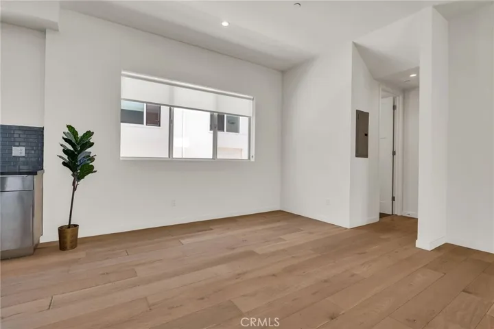 1715 Armacost Avenue 2, Los Angeles, California 90025