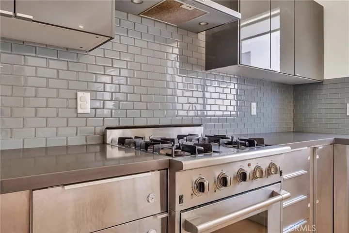 1715 Armacost Avenue 2, Los Angeles, California 90025