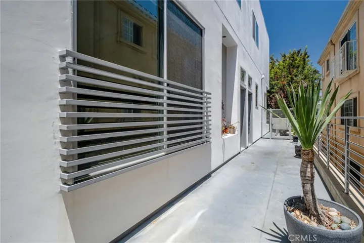 1715 Armacost Avenue 2, Los Angeles, California 90025