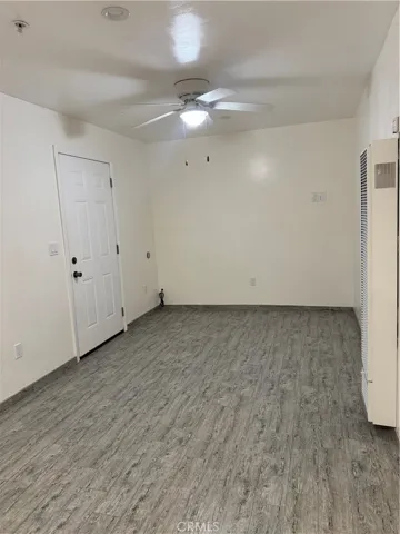 554 W 93rd, Los Angeles, California 90044