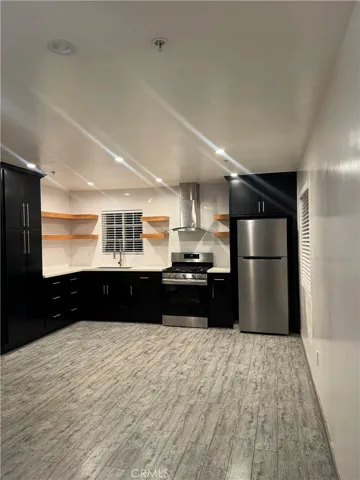 554 W 93rd, Los Angeles, California 90044
