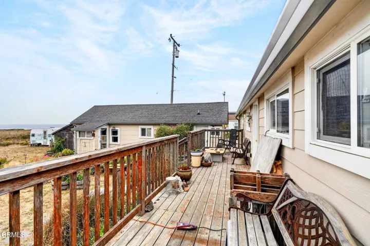 16. Duplex Back Deck