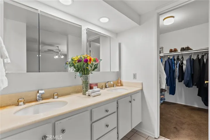9933 Nevada, Chatsworth, California 91311