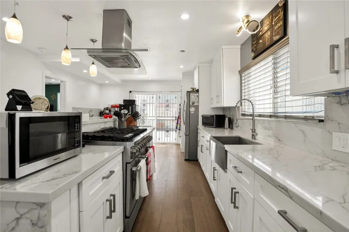 5244 Via Corona Street, Los Angeles, California 90022
