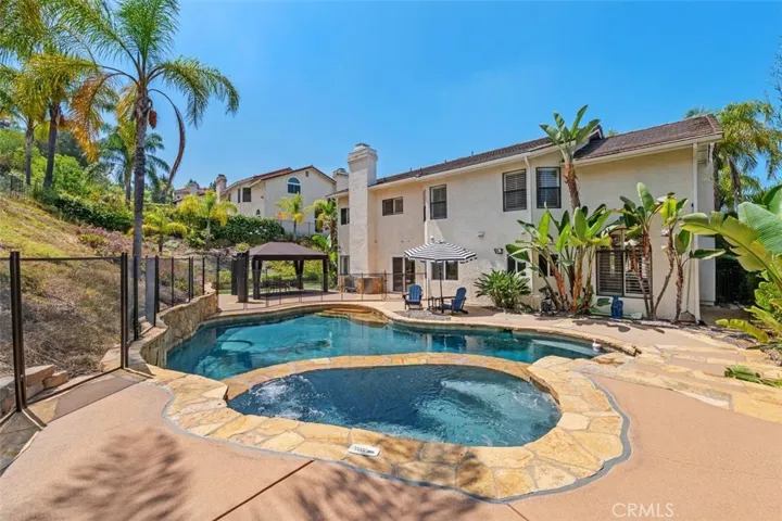 22241 Dardenne, Calabasas, California 91302