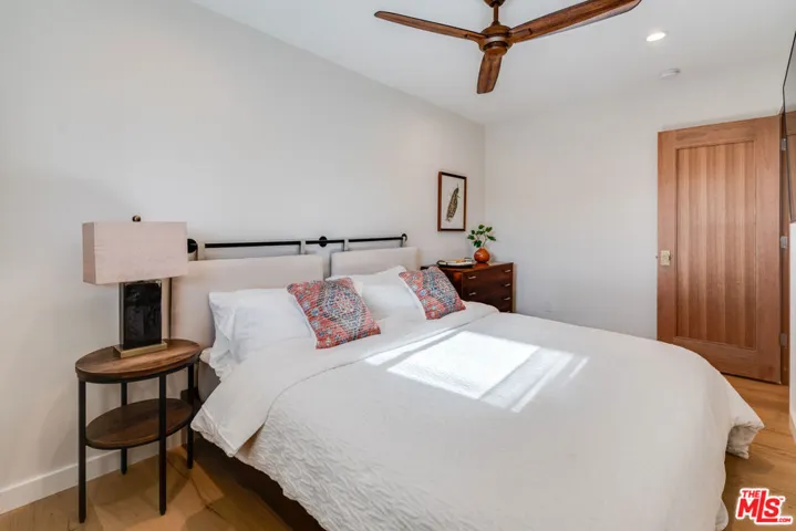 17 Sunset Avenue 4, Venice, California 90291