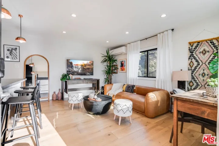 17 Sunset Avenue 4, Venice, California 90291