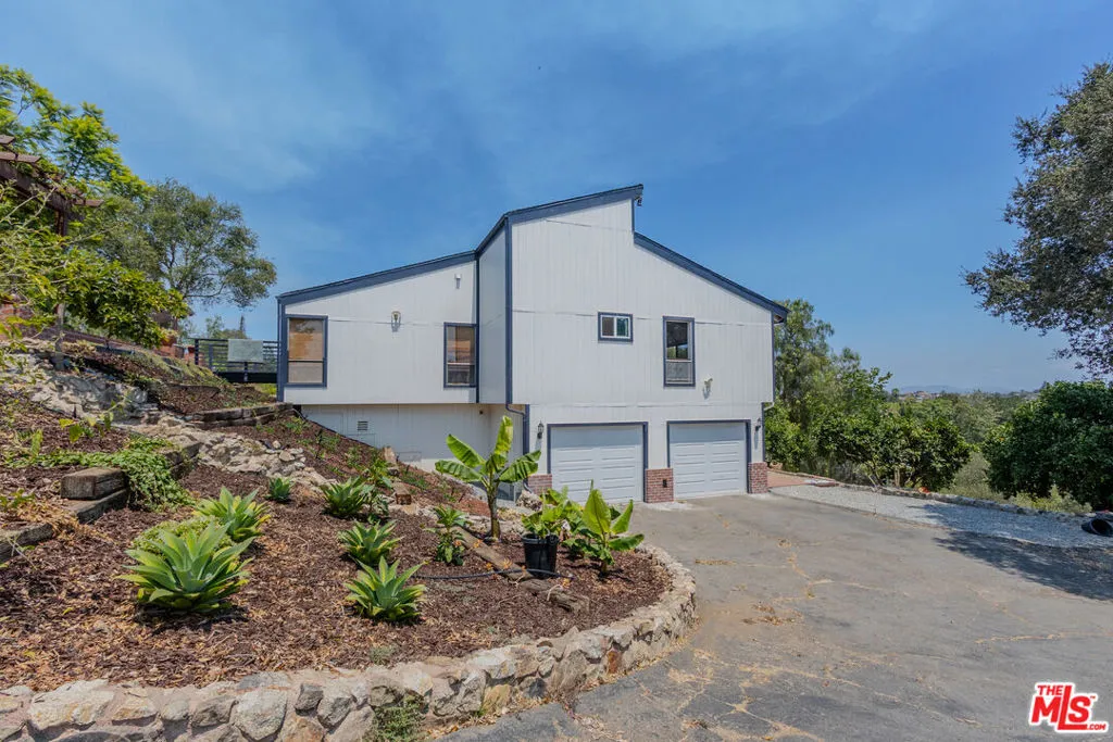 335 Morro Hills Rd