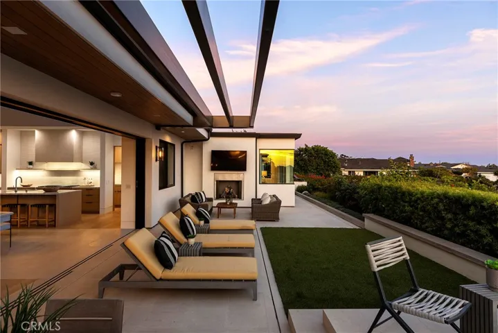 4607 Dorchester Road, Corona Del Mar, California 92625