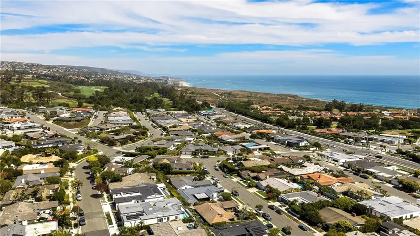 4607 Dorchester Road, Corona Del Mar, California 92625