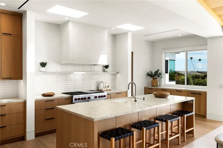 4607 Dorchester Road, Corona Del Mar, California 92625