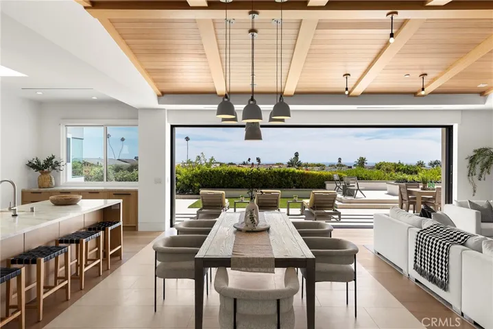 4607 Dorchester Road, Corona Del Mar, California 92625