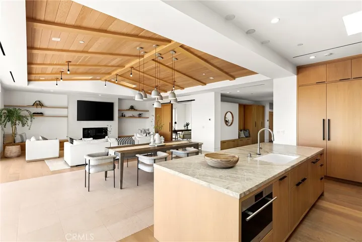 4607 Dorchester Road, Corona Del Mar, California 92625