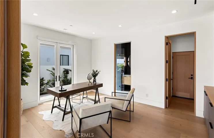 4607 Dorchester Road, Corona Del Mar, California 92625