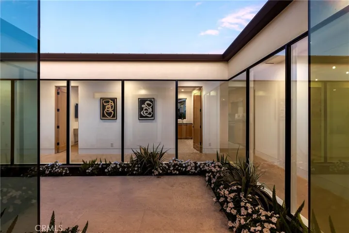 4607 Dorchester Road, Corona Del Mar, California 92625