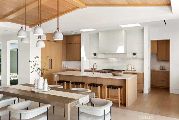4607 Dorchester Road, Corona Del Mar, California 92625