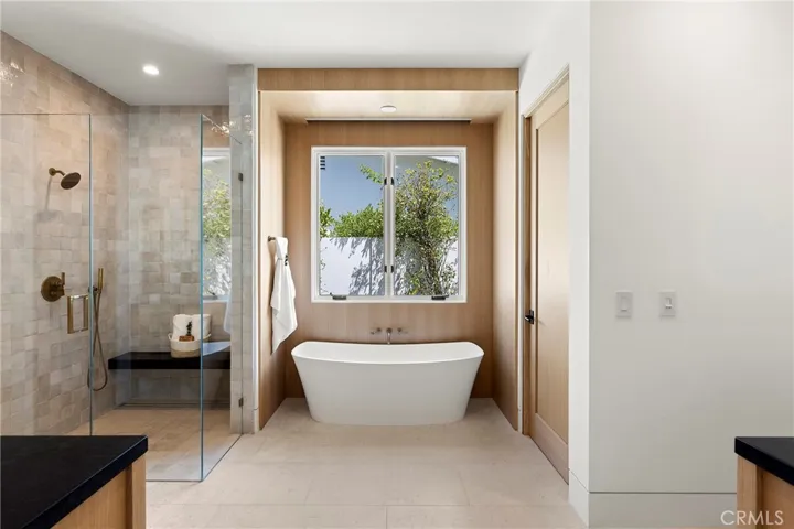 4607 Dorchester Road, Corona Del Mar, California 92625