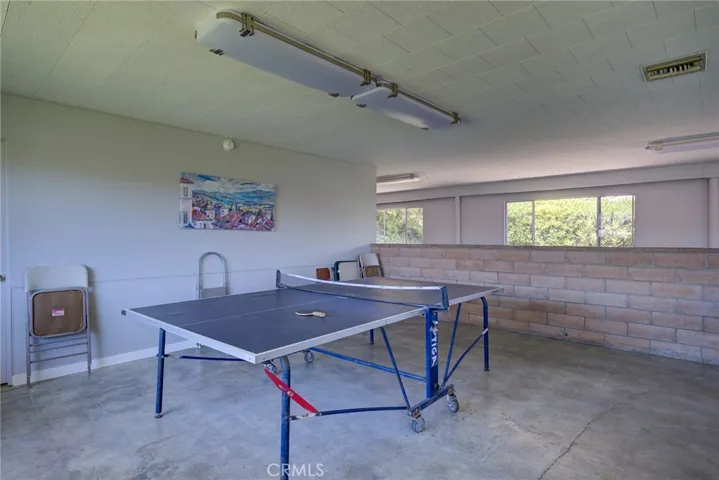 Recreation room in community