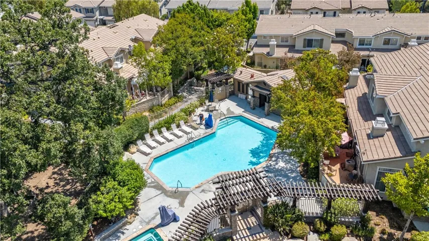 Community Pool & Spa