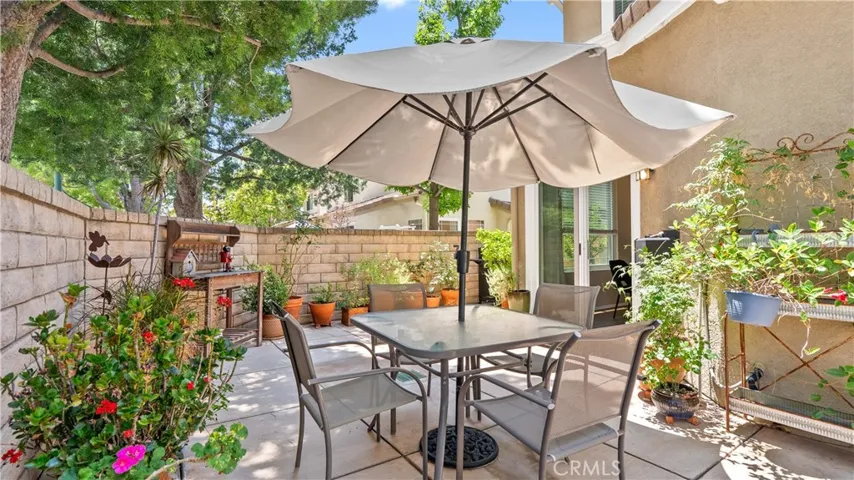 Peaceful Backyard with No Rear Neighbors