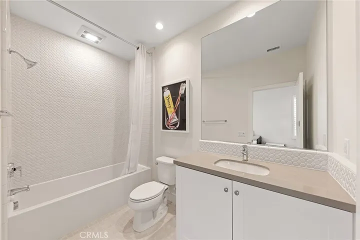 117 Petunia, Irvine, California 92618