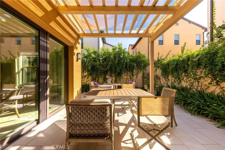 117 Petunia, Irvine, California 92618