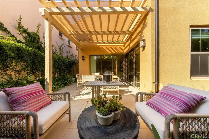 117 Petunia, Irvine, California 92618