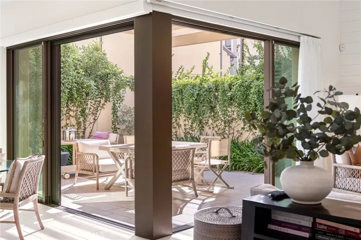 117 Petunia, Irvine, California 92618