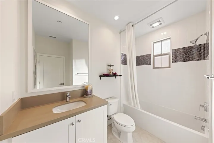 117 Petunia, Irvine, California 92618