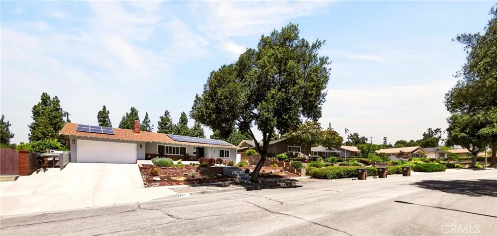 3837 Shelter Grove, Claremont, California 91711