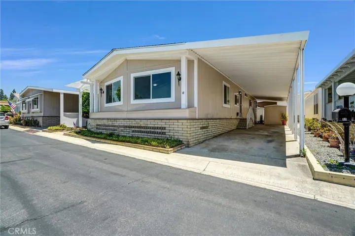 5200 Irvine Boulevard 11, Irvine, California 92620