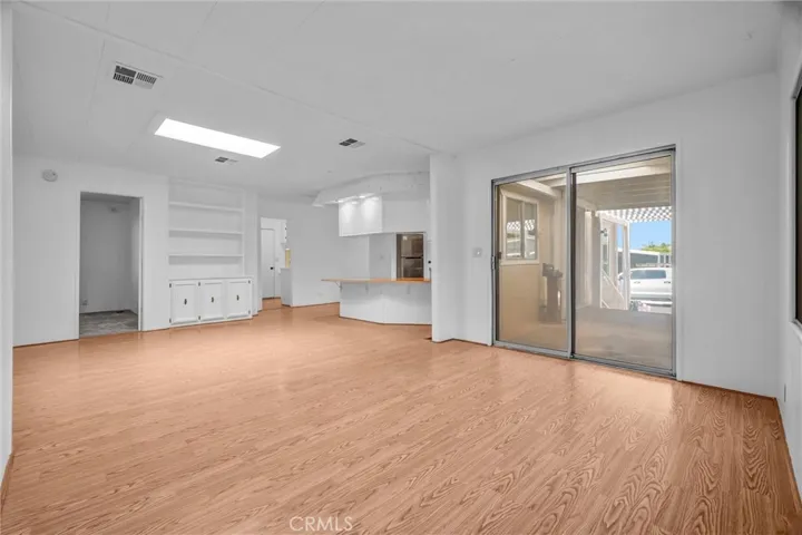 5200 Irvine Boulevard 11, Irvine, California 92620