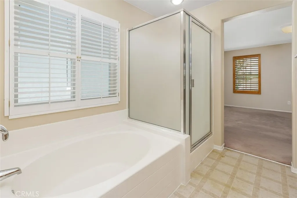 Separate shower and soaking tub in Primary